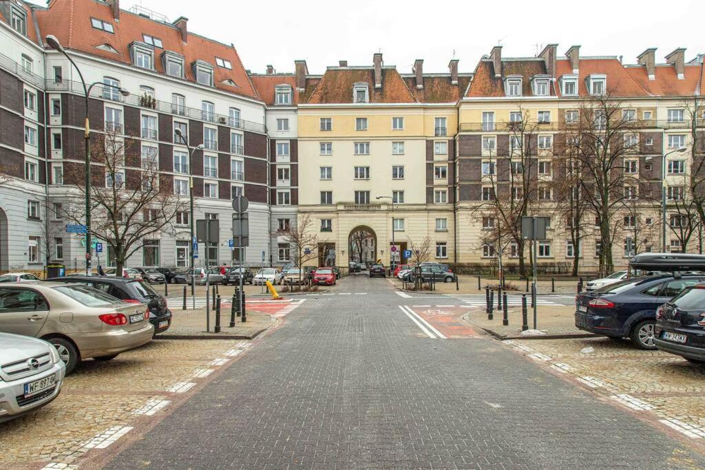 Wyzwolenia Apt , Lazienki Park & Zbawiciela Sq. 2' Warsaw Luaran gambar